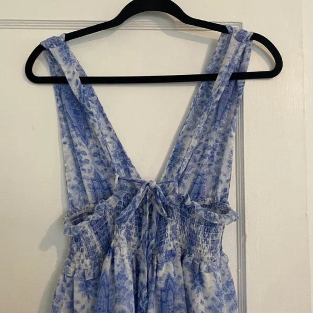 Saylor Ruffle Dress - Size Medium - Picture 7 of 10